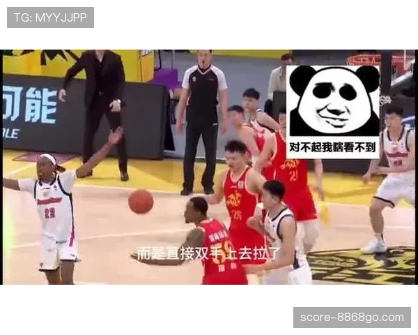 篮球规则科普:什么是拉人犯规,以及如何正确判断。 篮球规则科普:什么是拉人犯规,以及如何正确判断。